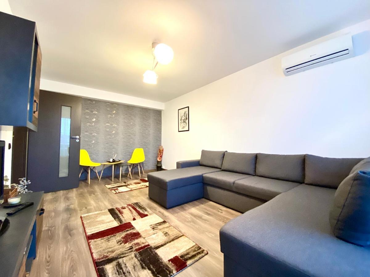 Urban Guesthouse Braşov Esterno foto
