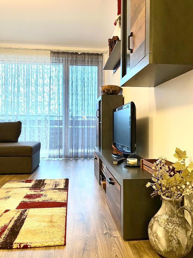 Urban Guesthouse Braşov Esterno foto